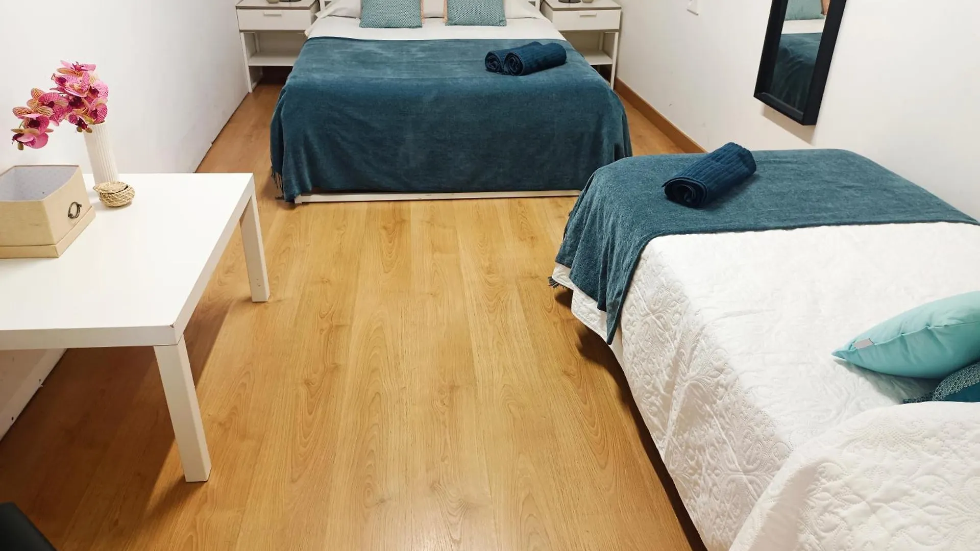 By Cathedral Rooms Barcelone Auberge de jeunesse